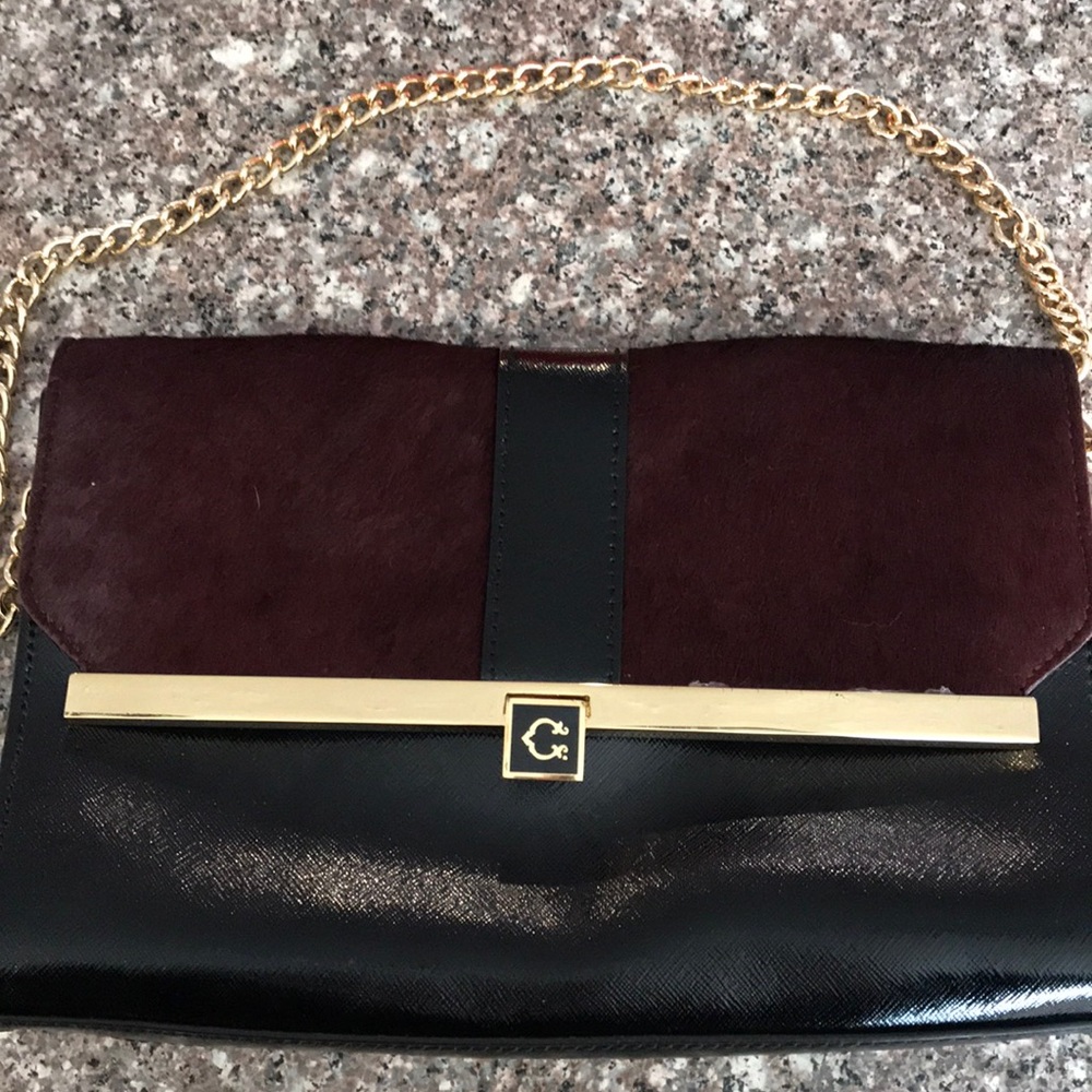 C Wonder Clutch with strap